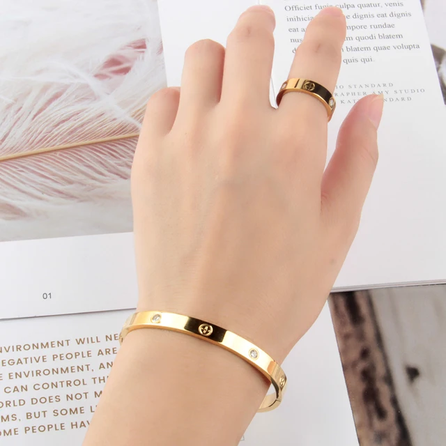 Carti brazalete