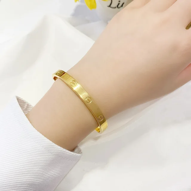 Carti brazalete