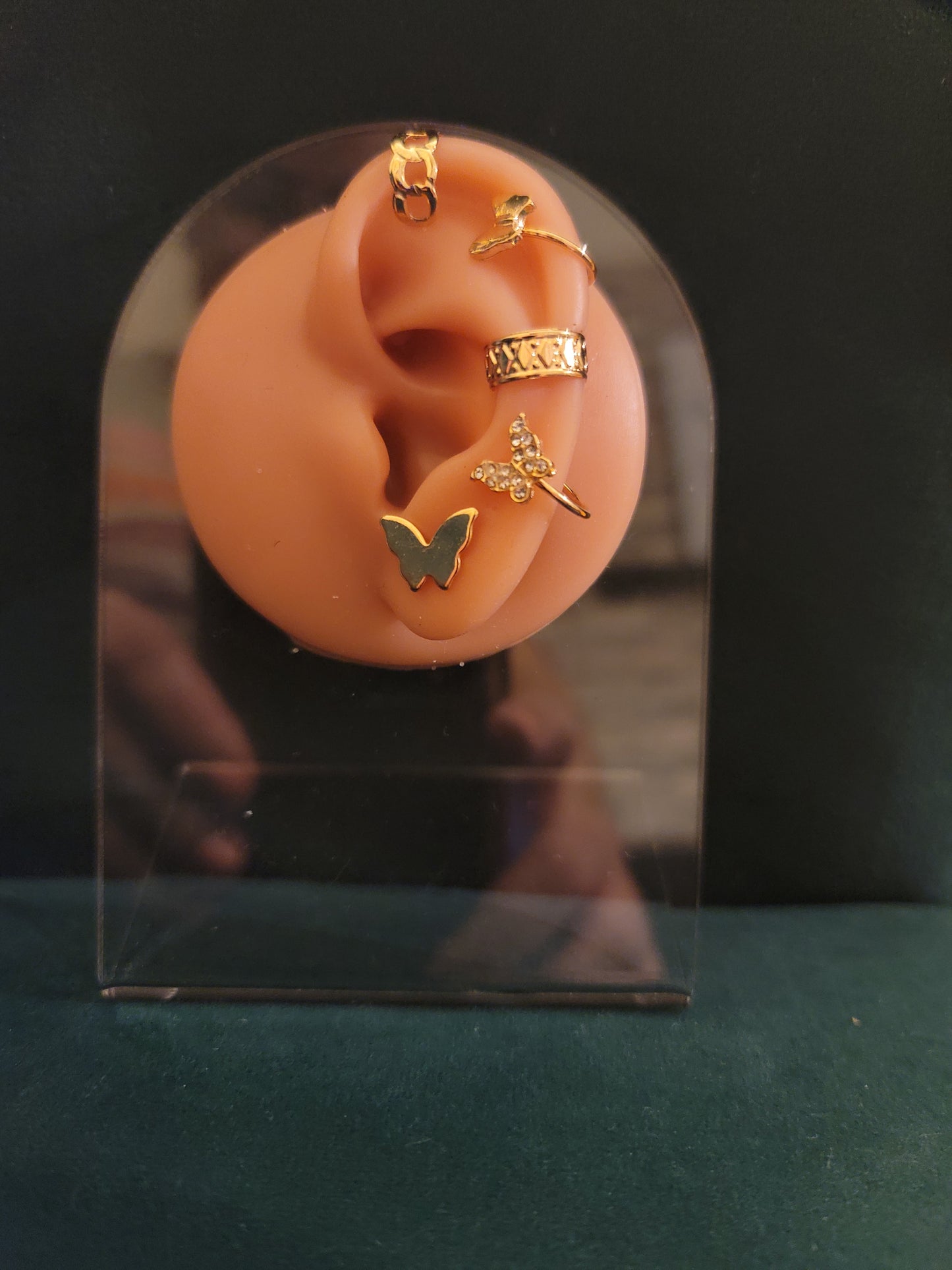 Ear cuff set