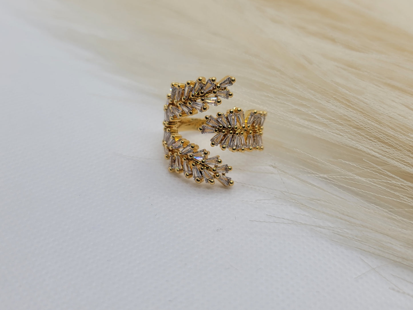 Oja ring size 8