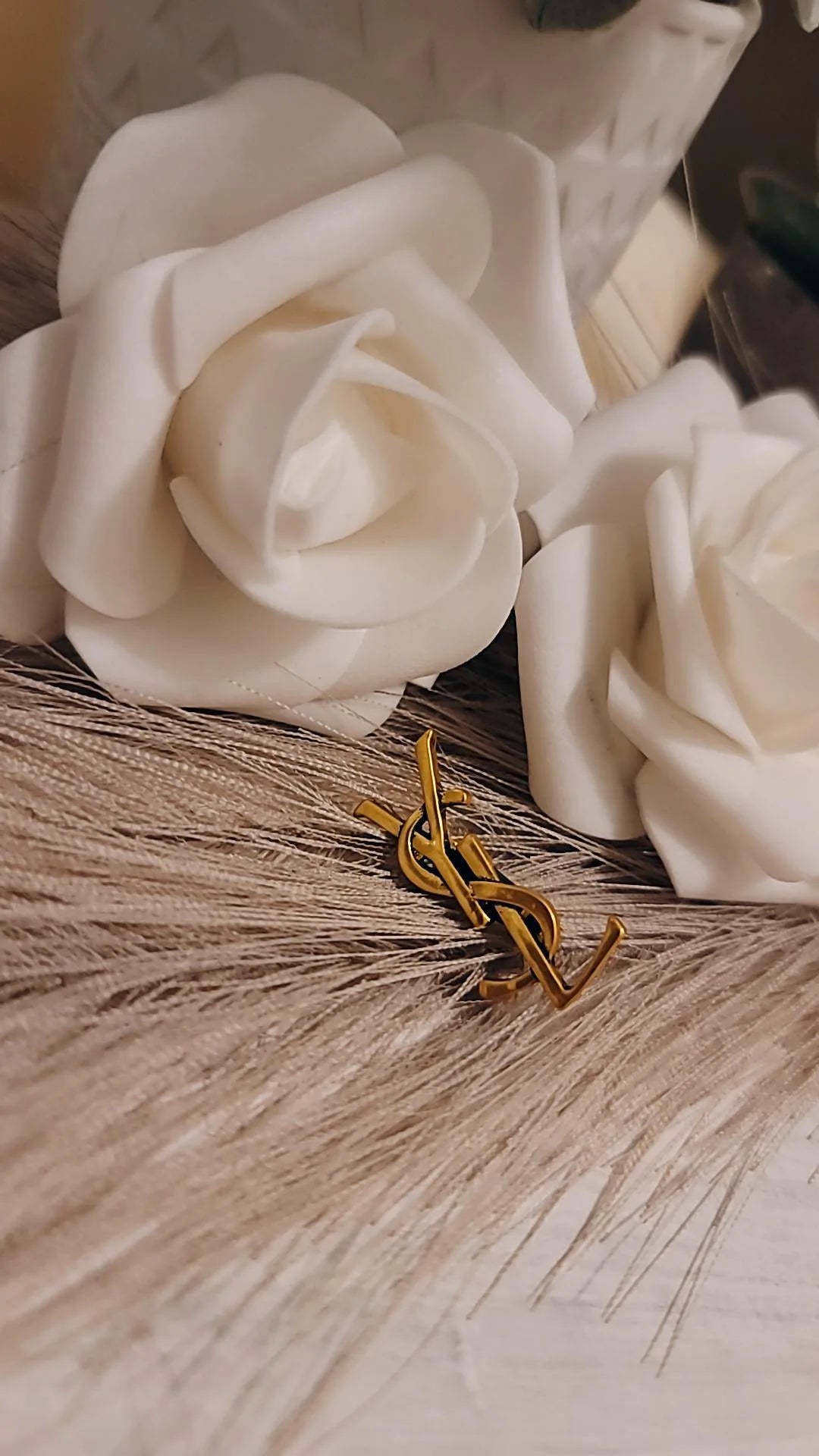 Guch Brooch