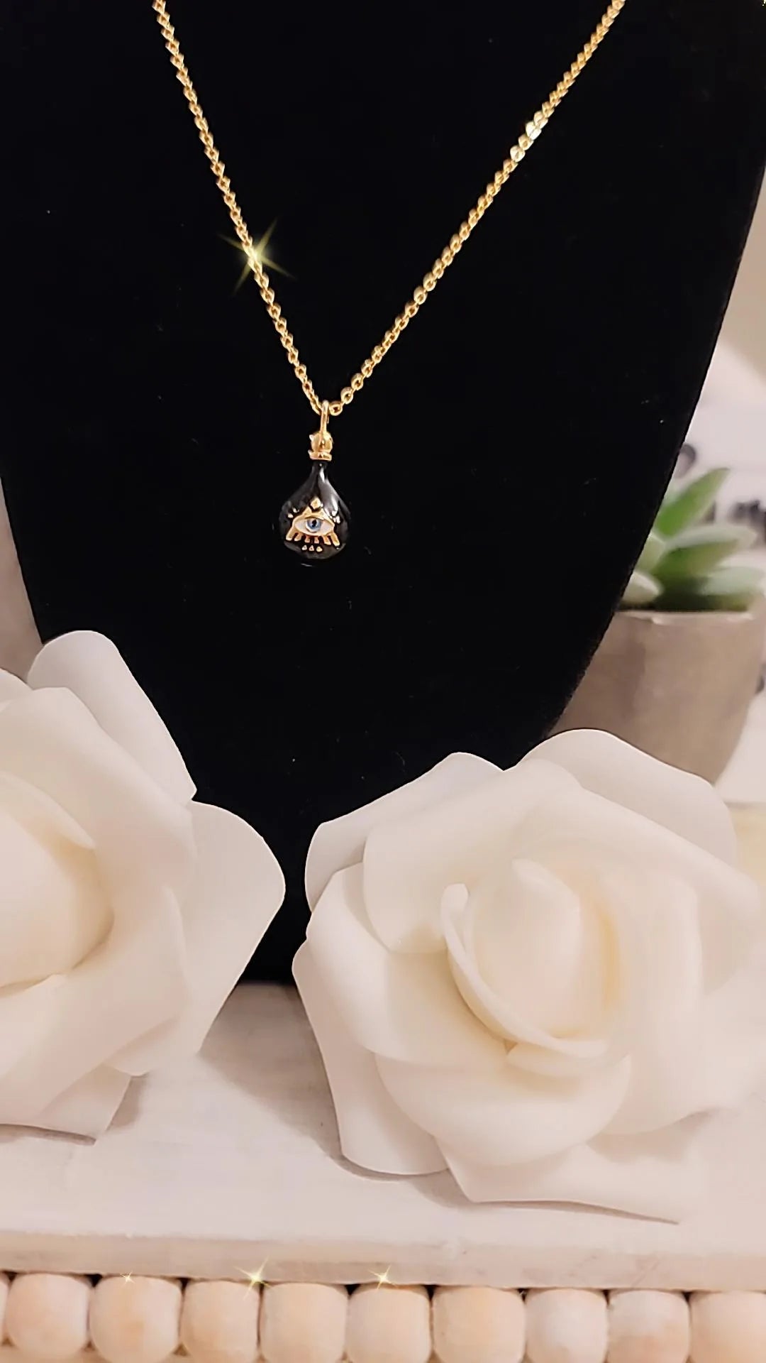 Bombillo evil eyes necklace