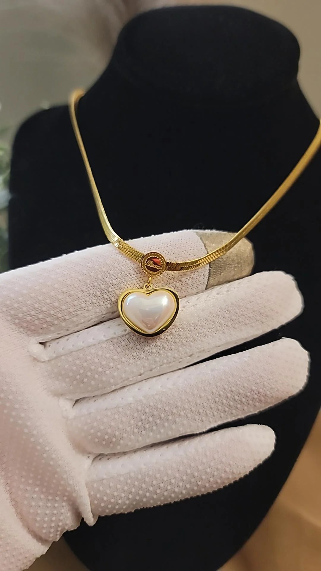 Corazon perla Necklace