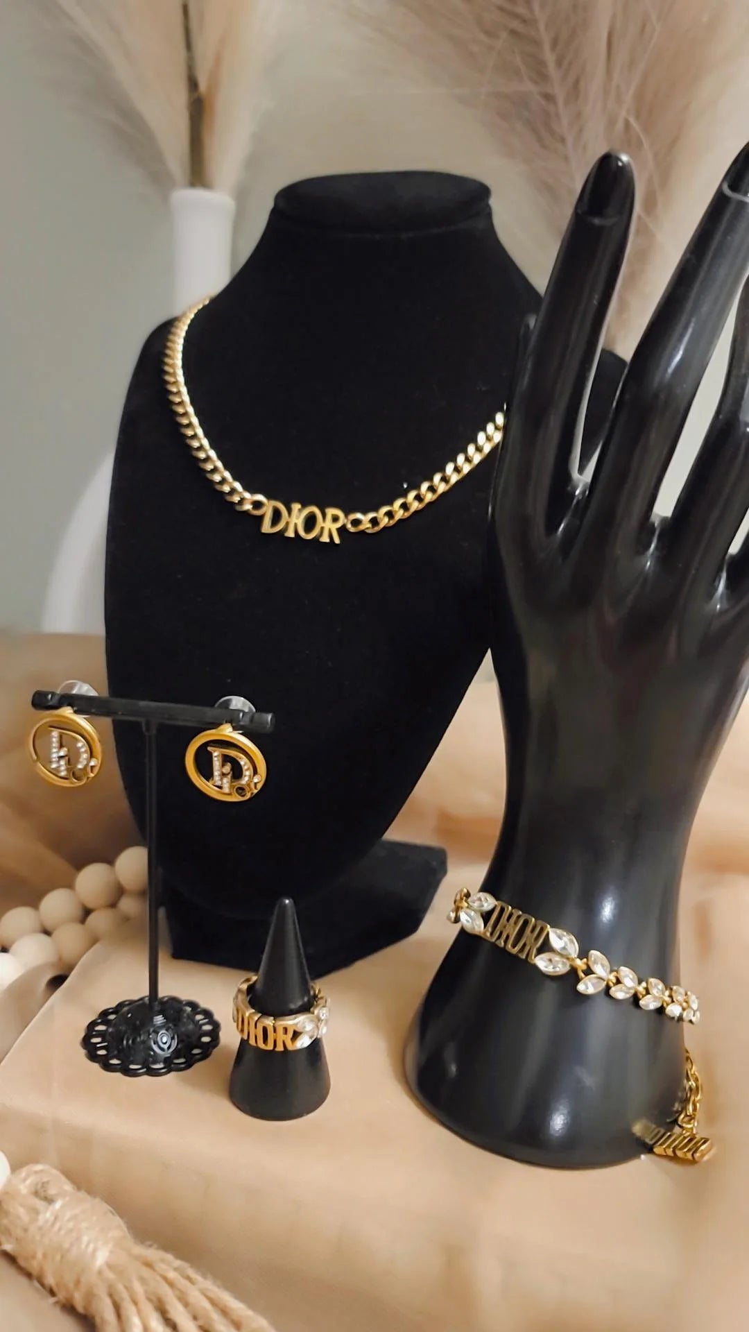 CAMILA NECKLACE SET