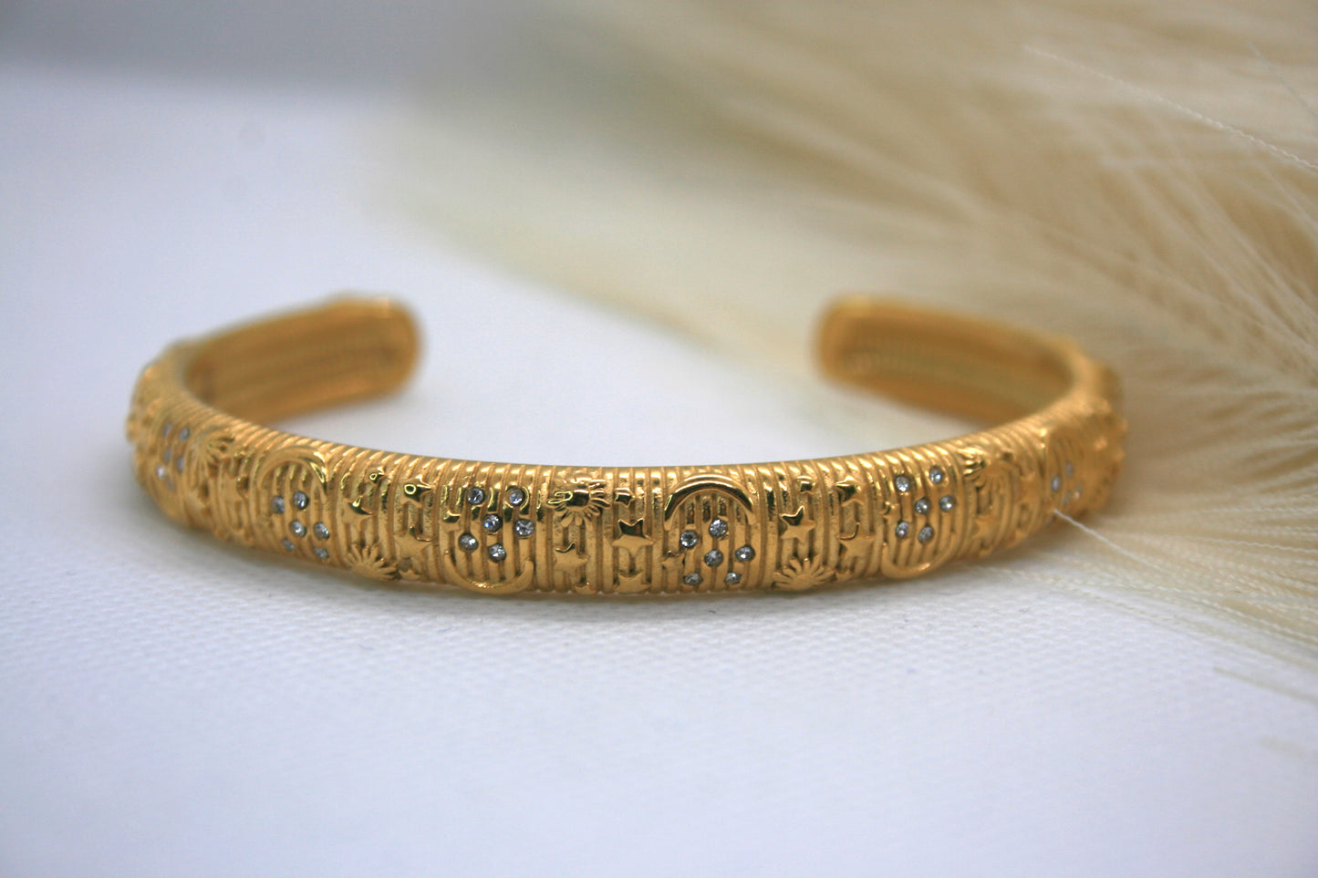 ORO BANGLE