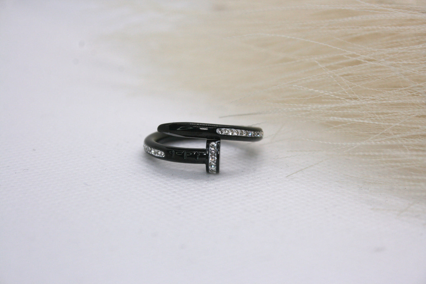 Ring clavo