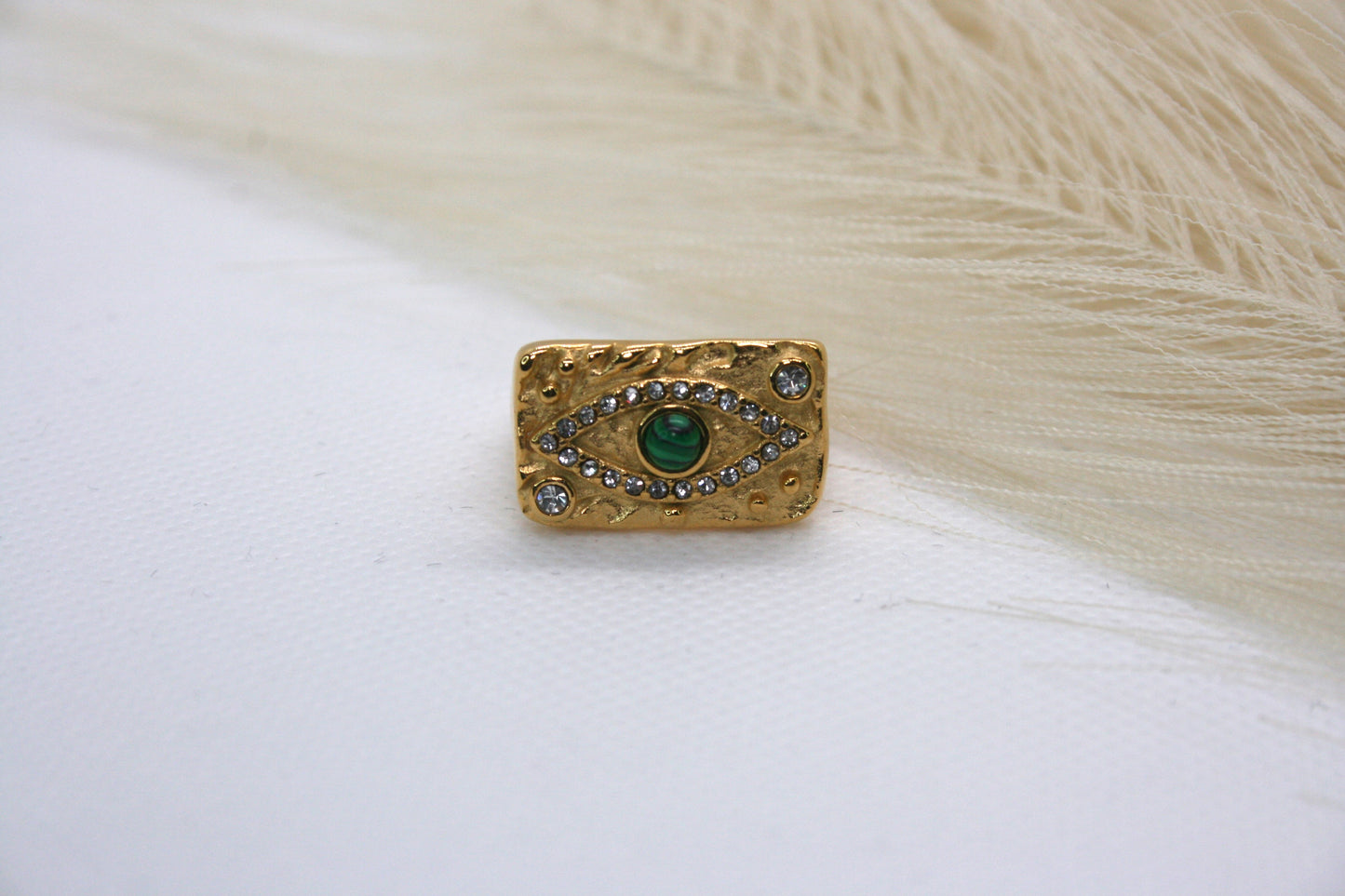 Ojo buena suerte Size 8
