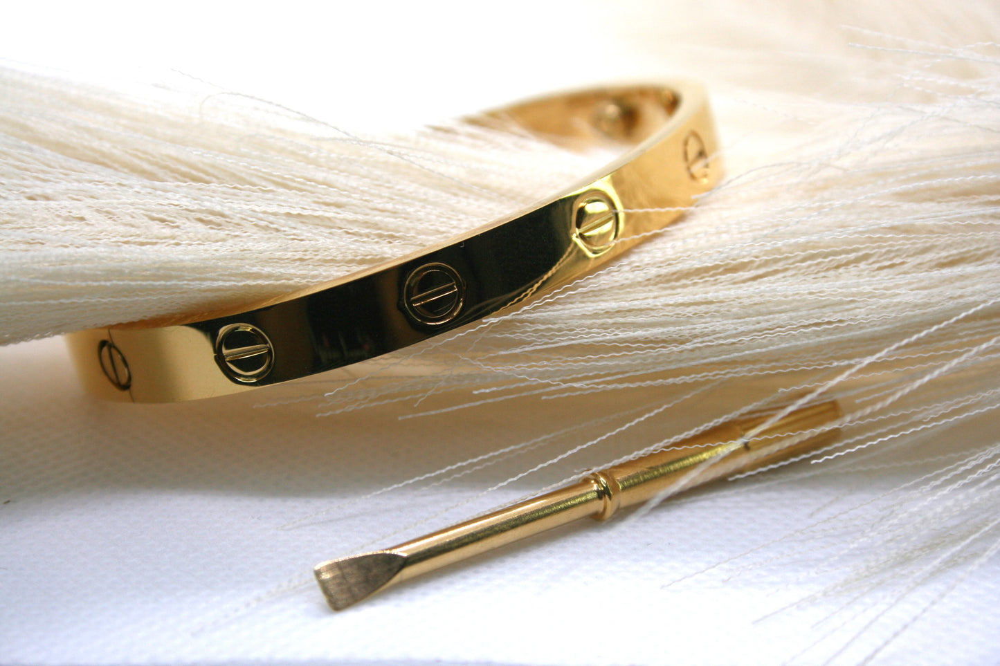 Carti brazalete