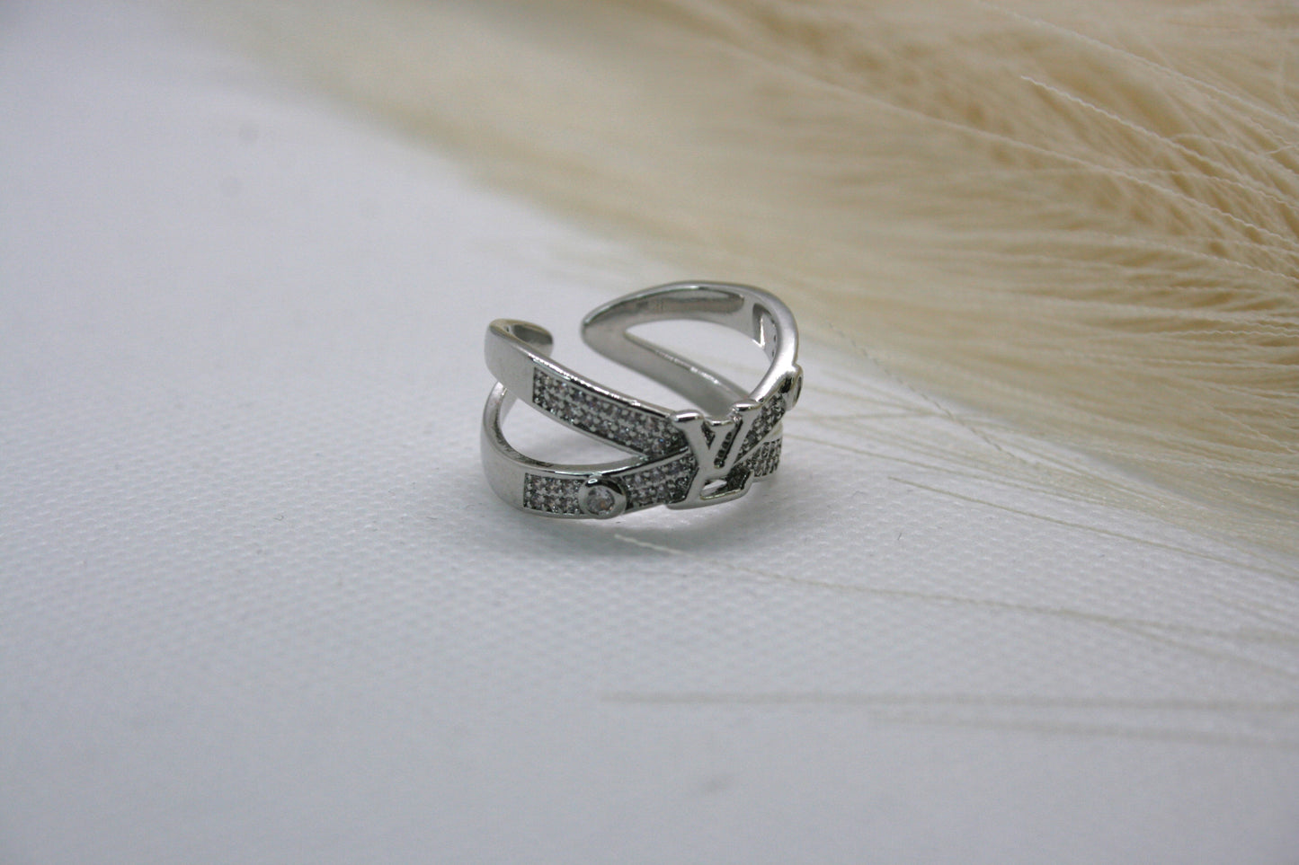 LV ring