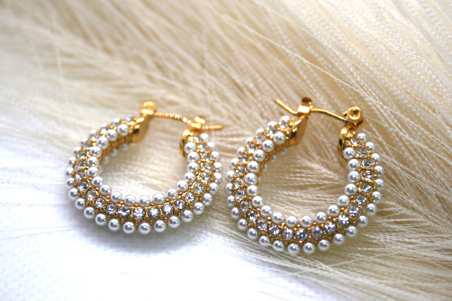 Perlita Earing