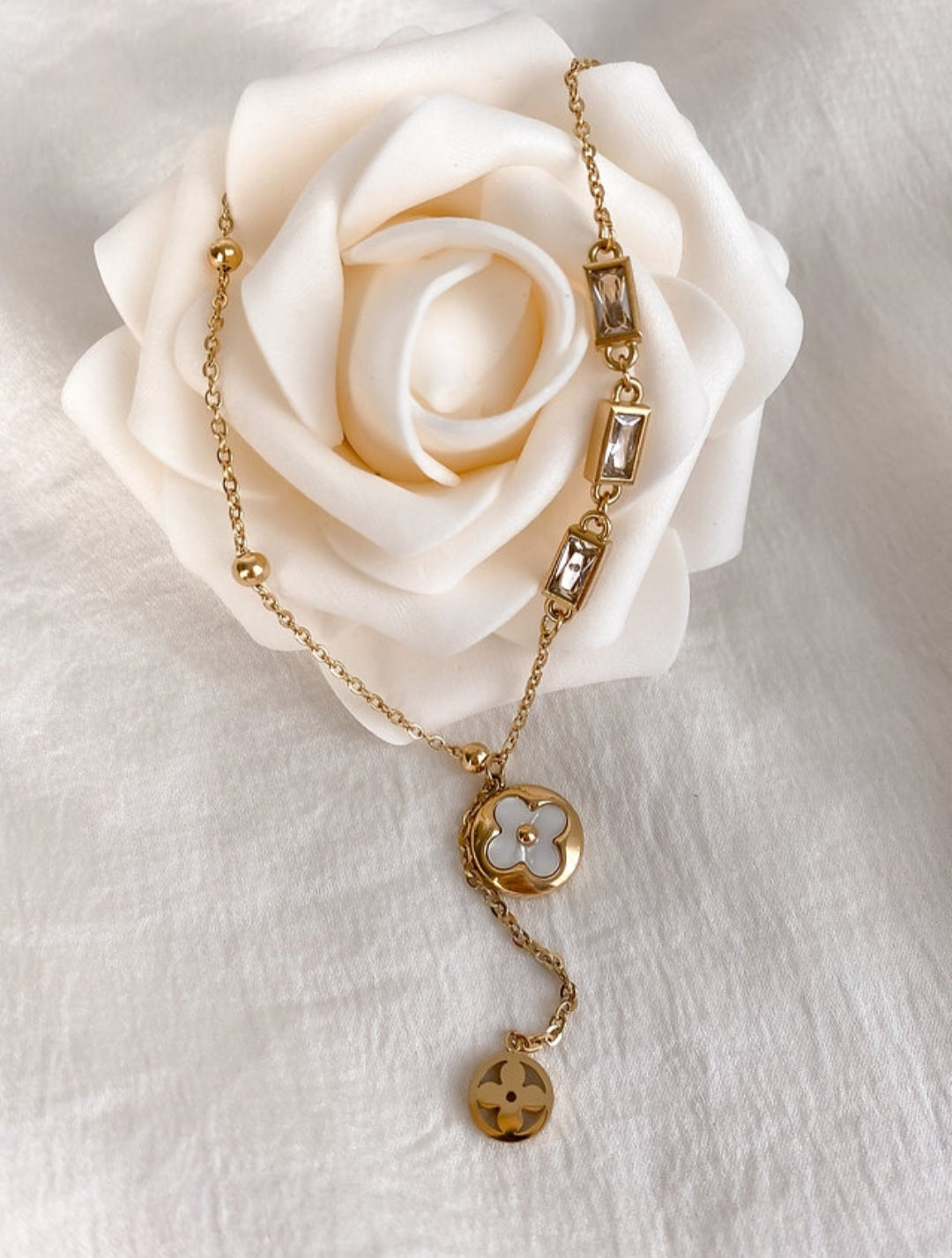 Kamalah necklace
