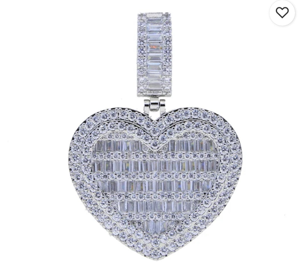 Necklace Heart necklace only