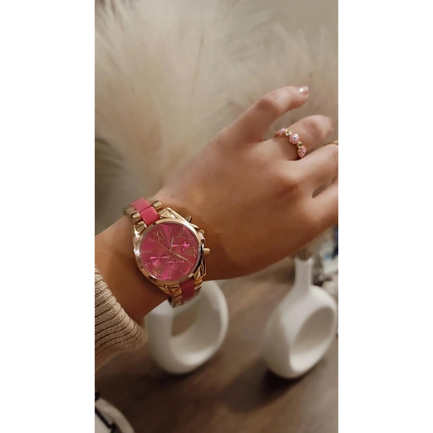 fushia Women watch