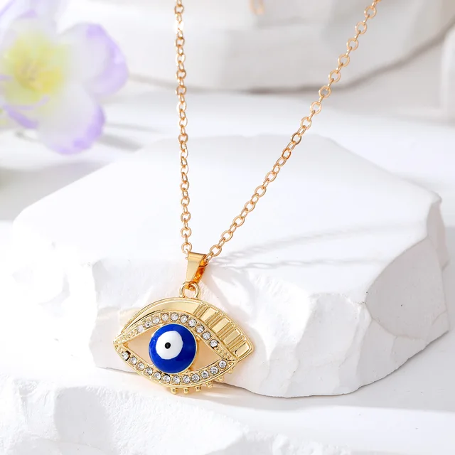 Cielito evil eyes necklace