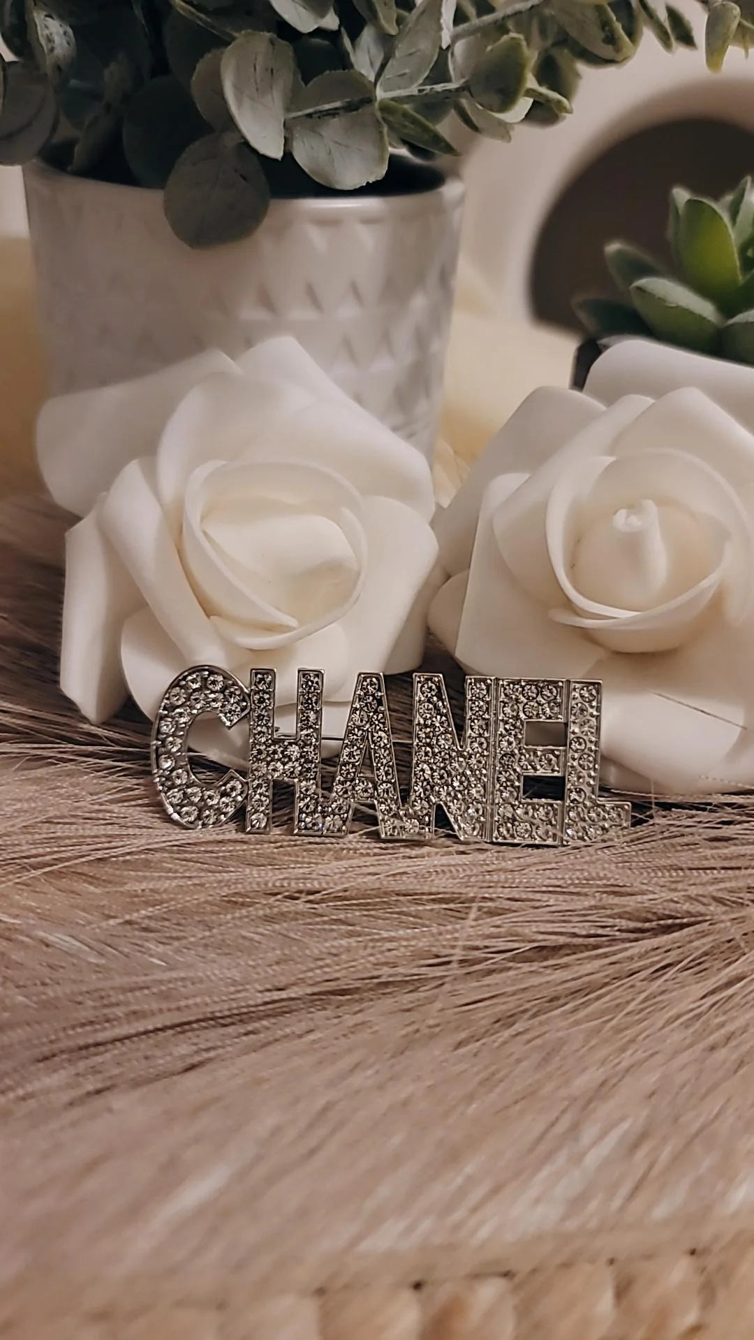 Chacha Brooch