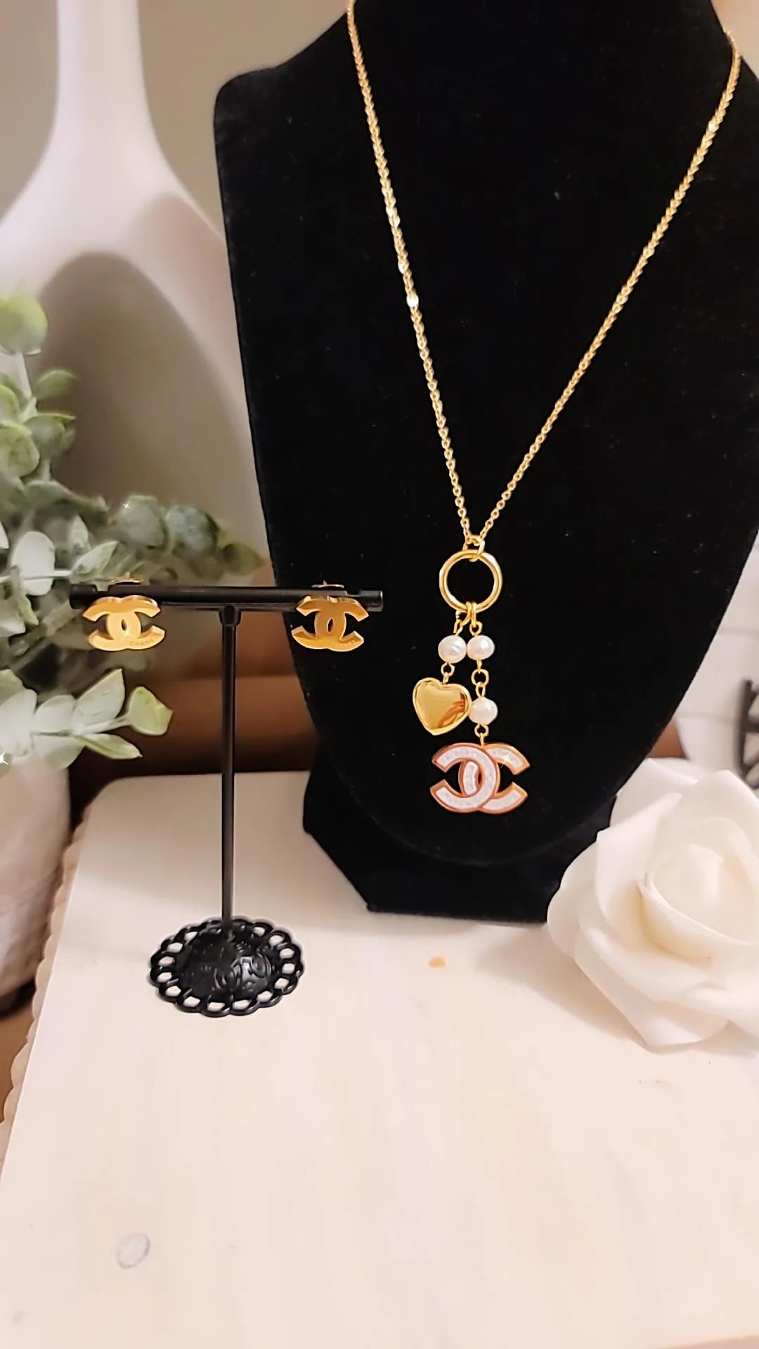 Necklace set