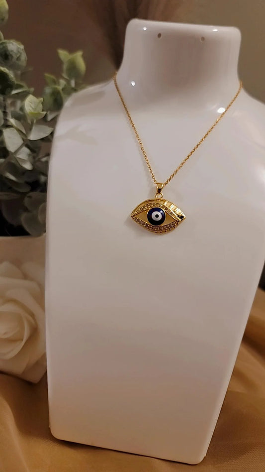 Cielito evil eyes necklace