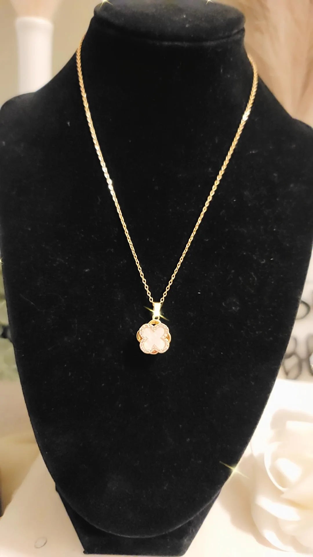 Spining Necklace