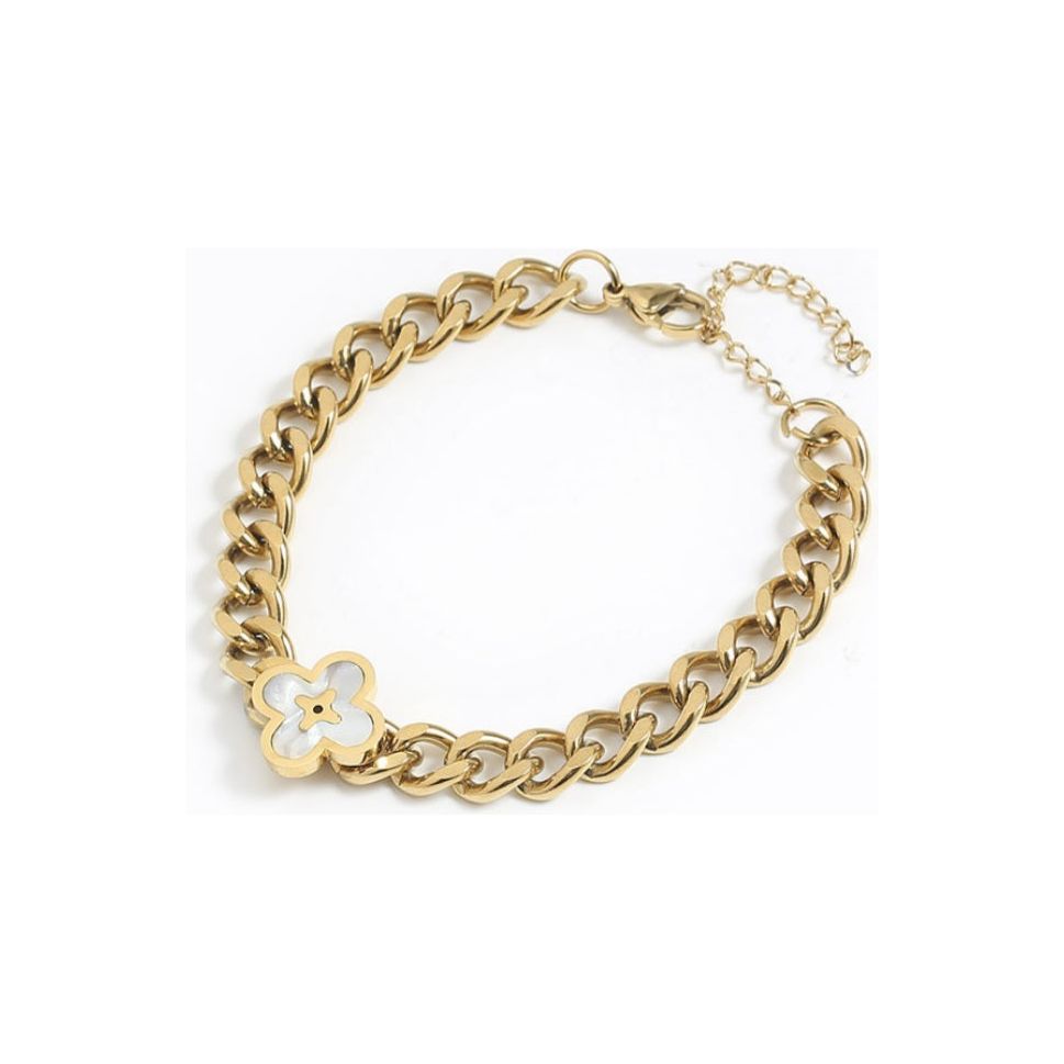 Necklace and bracelet set